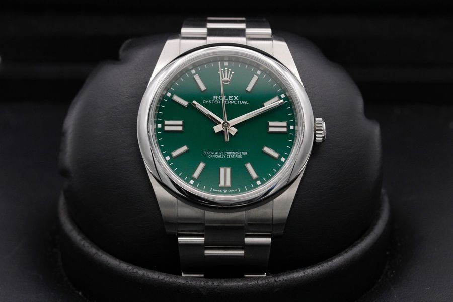 Rolex Oyster Perpetual 124300